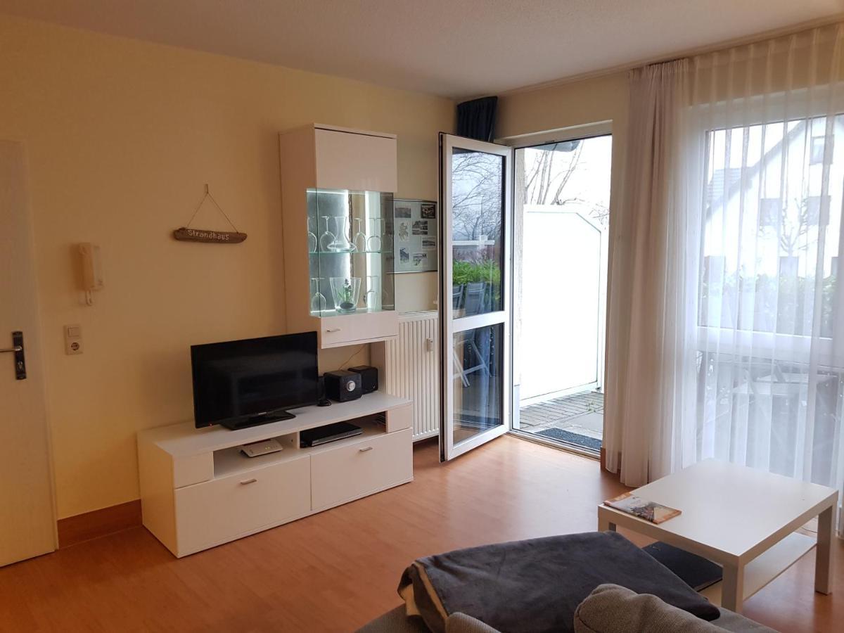 Ferienwohnung 5 Im Strandhaus Lobbe Bagian luar foto