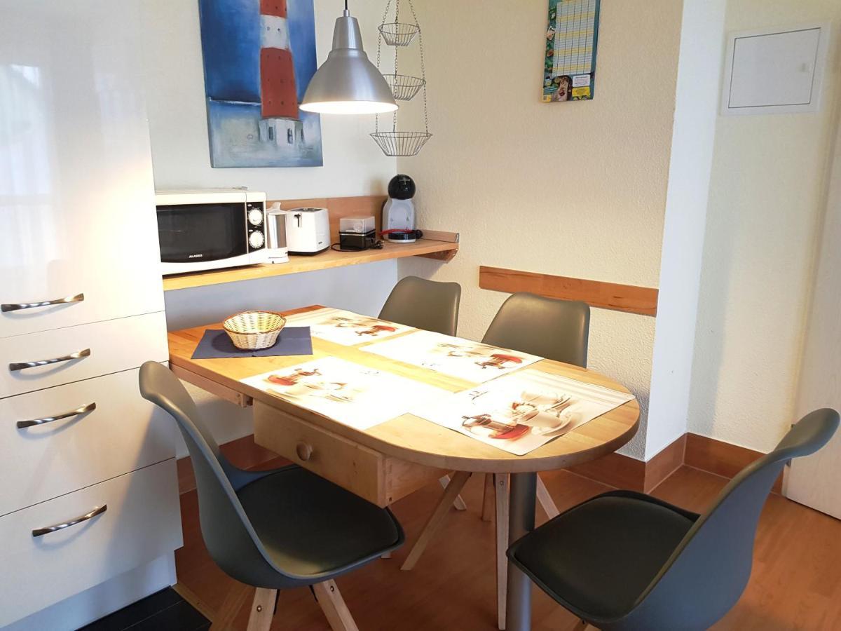 Ferienwohnung 5 Im Strandhaus Lobbe Bagian luar foto
