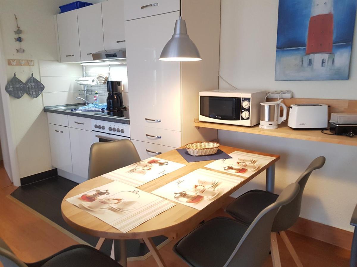 Ferienwohnung 5 Im Strandhaus Lobbe Bagian luar foto